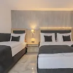 Hotell Triska 4*
